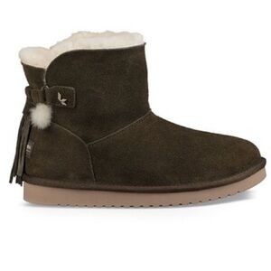 Koolaburra by UGG Jaelyn Green Suede Mini Boot Tassel Accent Shearling Lined